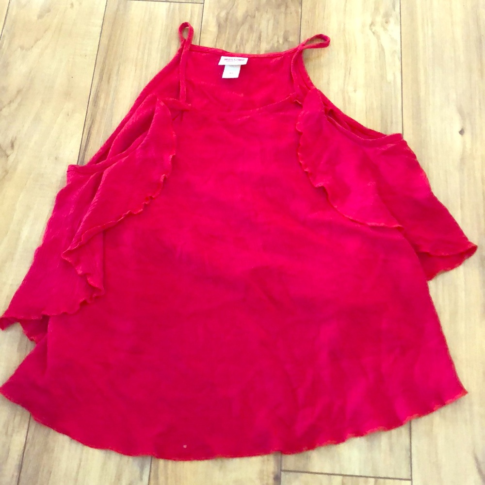 Red summer crop with slit in back